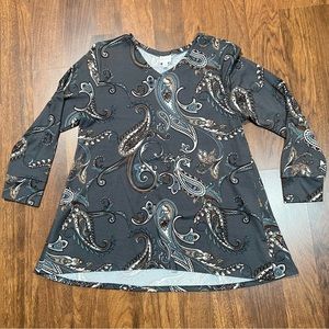 Lularoe Elizabeth paisley large
